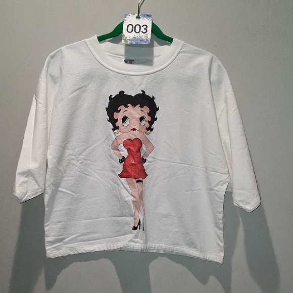 Tops - 003 NWOT Betty Crop Top